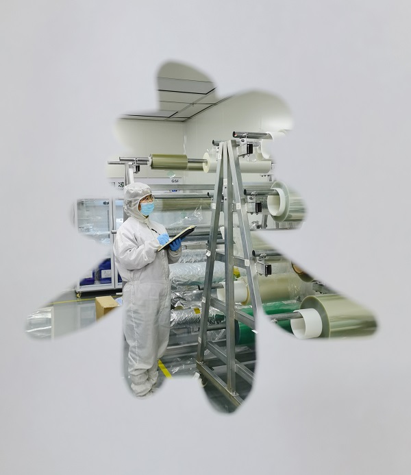 281679998766107458.jpg 光電功能薄膜事業(yè)部 梁雨軒.jpg