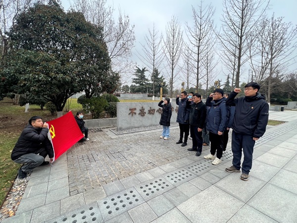 141702541789119399.jpg 3__1.jpg